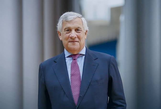 Tajani calls for Italy and Poland to join Ukraine peace initiatives