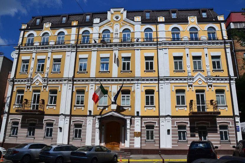 Italy rejects Russian threats and keeps embassy in Kyiv
